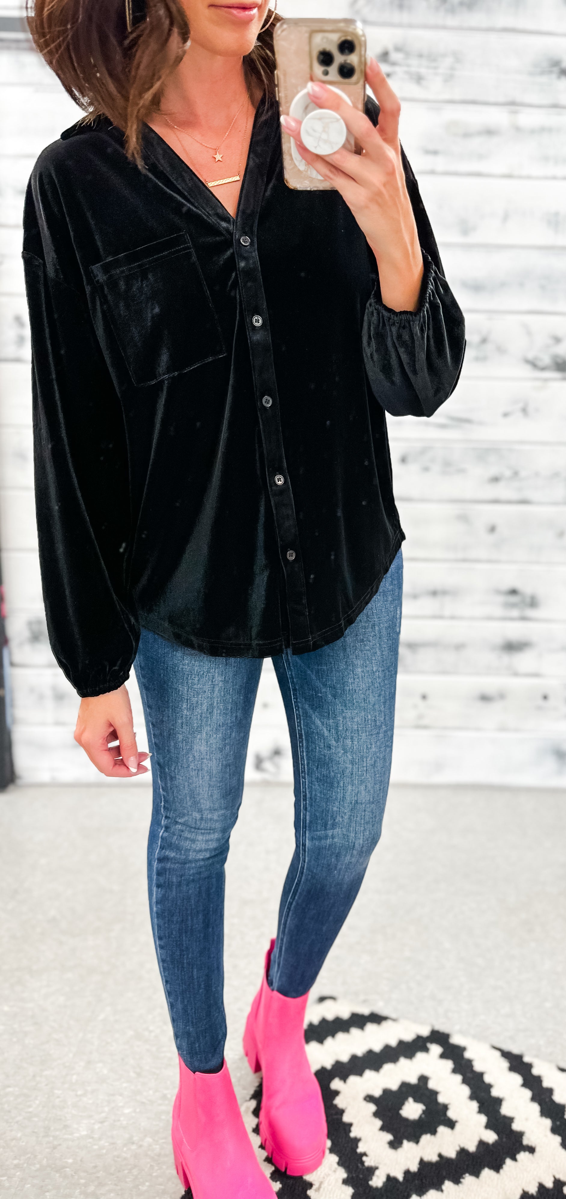 Black velvet cheap shirt outfit