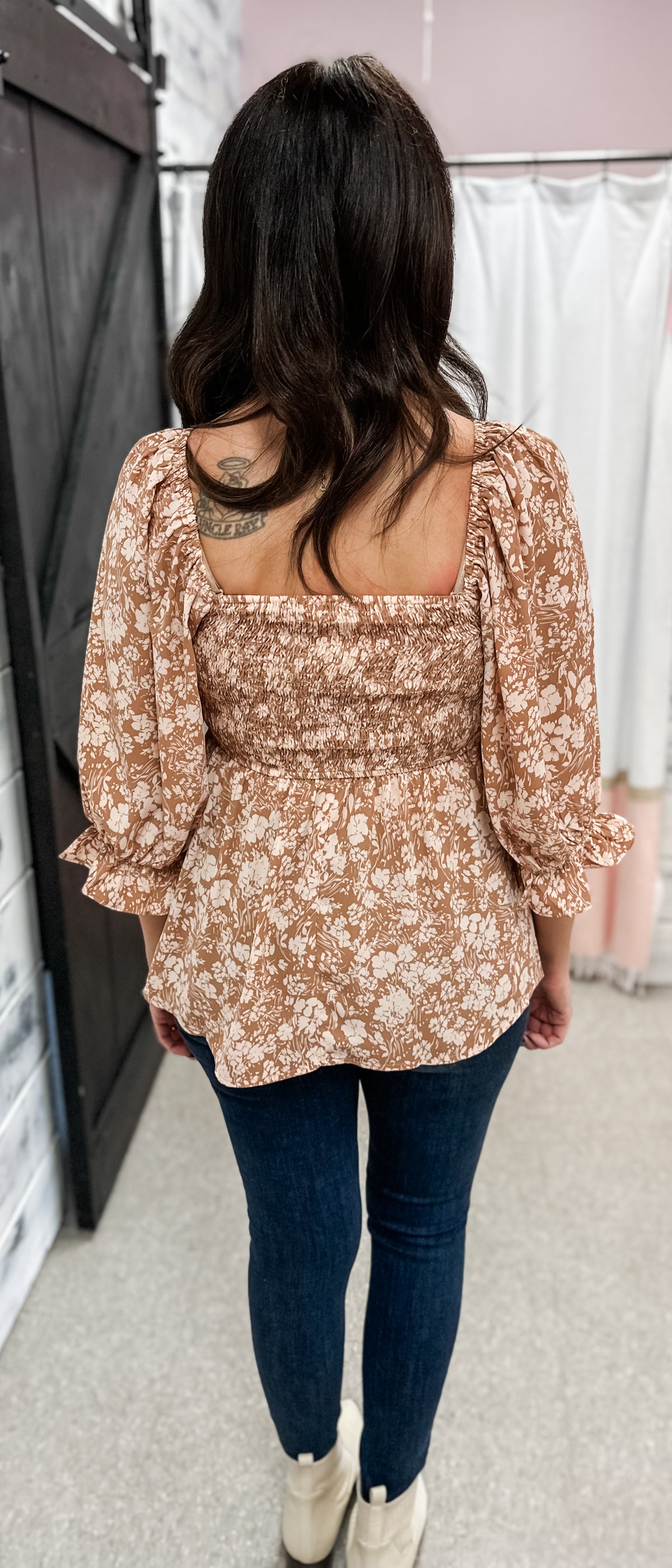 Tan &amp; Cream Floral 3/4 Sleeve Smocked Blouse