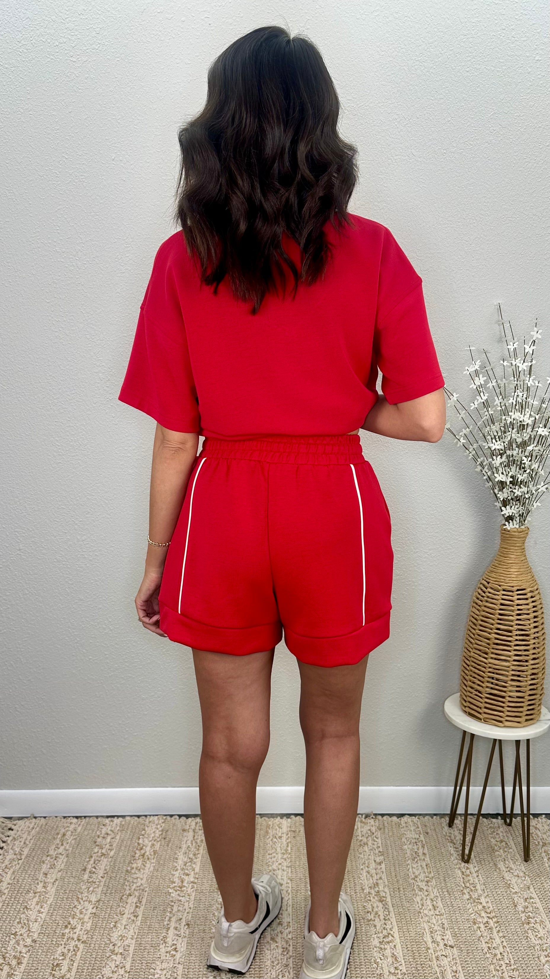 Red Front Runner Cloud Easy Short