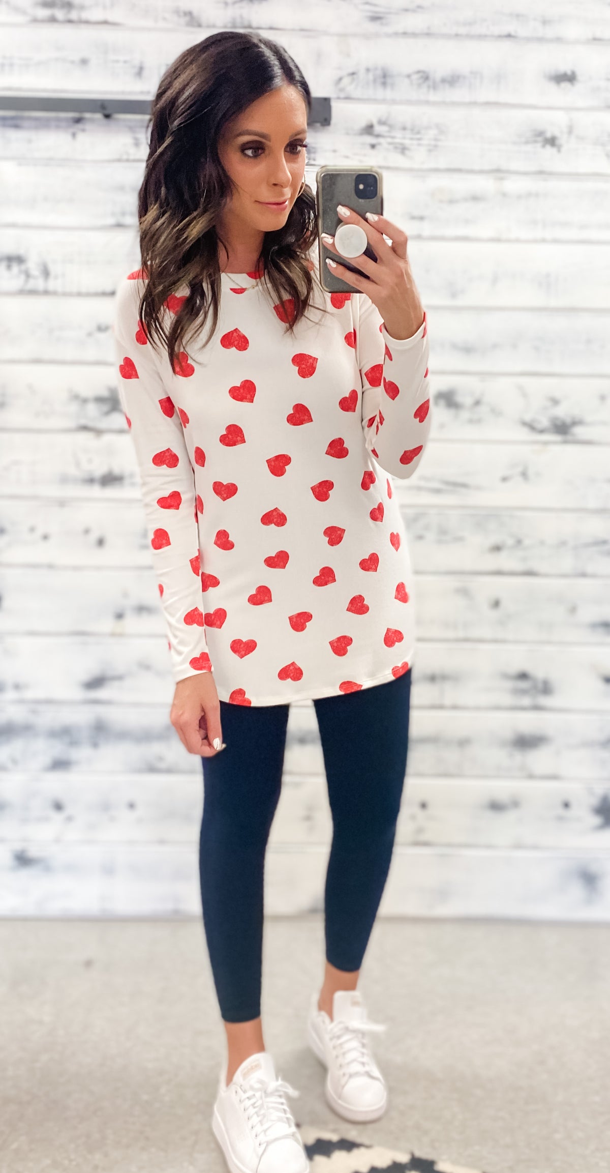 White &amp; Red Hearts Scoop Top