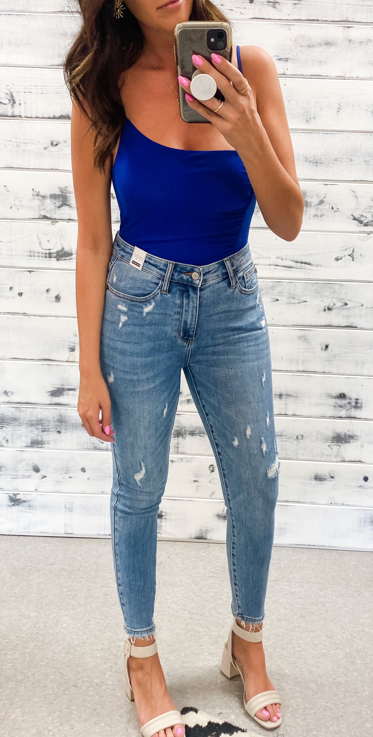 Judy Blue Distressed Relaxed Fit Skinny